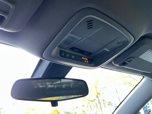 Used 2021 Chevrolet Malibu LS FWD image 21