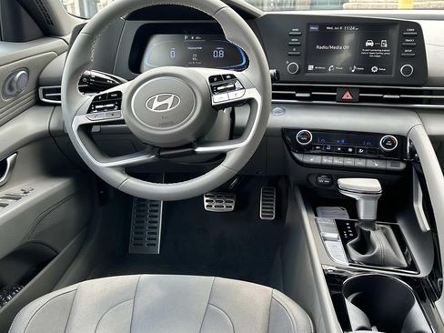 New 2026 Hyundai Elantra SEL Sport Premium FWD image 22