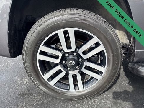 Used 2022 Toyota 4Runner Limited image 9