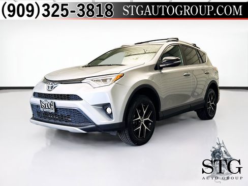 Used 2016 Toyota RAV4 SE FWD image 1