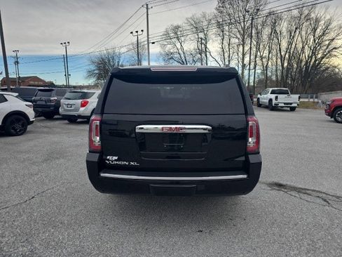 Used 2016 GMC Yukon XL Denali w/ Open Road Package image 9