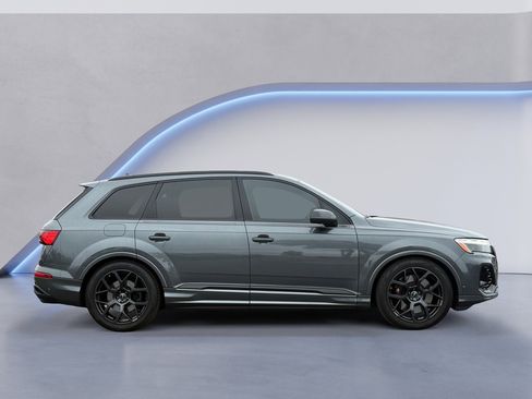 Used 2025 Audi SQ7 Prestige w/ Prestige Package AWD/4WD image 7