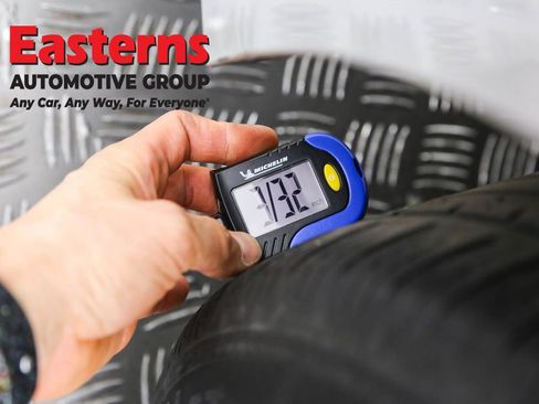 Used 2023 Toyota Corolla LE image 29