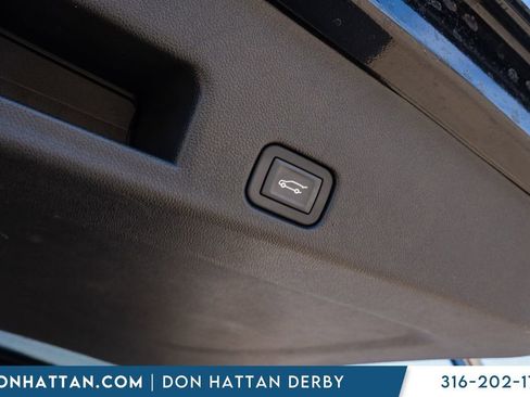 Used 2025 GMC Acadia Elevation image 33