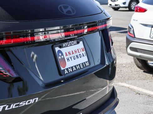 New 2025 Hyundai Tucson Limited image 10