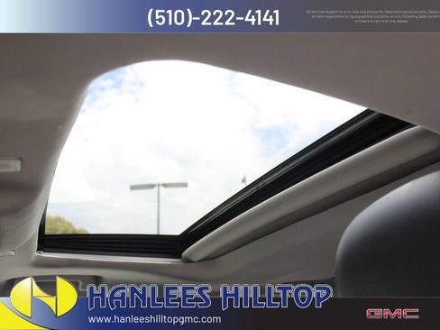 Used 2023 Toyota Highlander Limited FWD image 15
