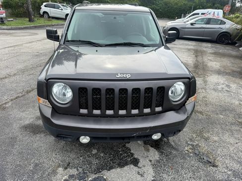 Used 2016 Jeep Patriot Latitude AWD/4WD image 1