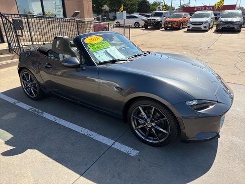 Used 2018 MAZDA MX-5 Miata Grand Touring RWD image 26