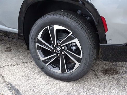 New 2025 Buick Enclave Sport Touring w/ Super Cruise Package FWD image 17