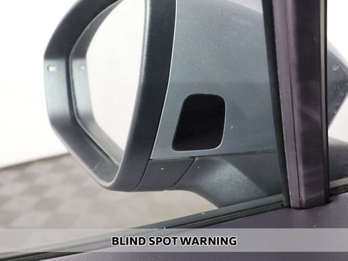 Used 2024 Volkswagen ID.4 Pro S image 7