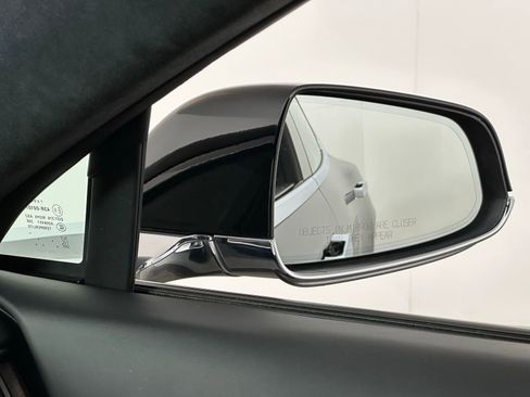 Used 2020 Tesla Model S Long Range Plus image 23