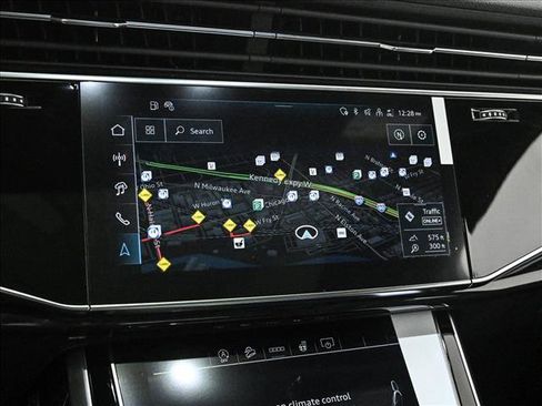 New 2026 Audi Q7 Premium Plus image 13