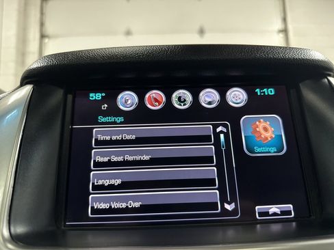 Used 2020 Chevrolet Suburban Premier image 33