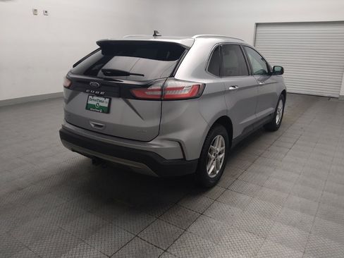 Used 2022 Ford Edge SEL w/ Convenience Package AWD/4WD image 9