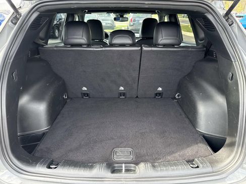 Used 2024 Jeep Compass Limited image 26