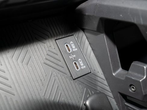 Certified 2024 Toyota Tacoma SR5 image 15