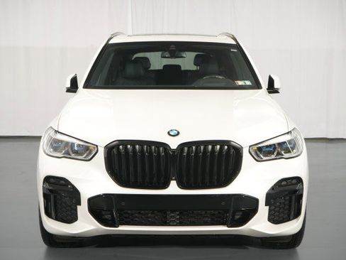 Used 2023 BMW X5 xDrive40i w/ Executive Package image 9