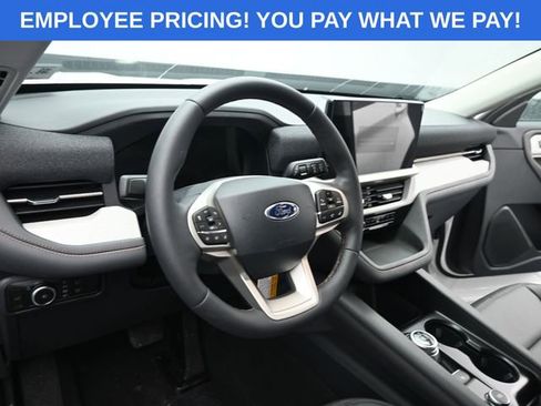 New 2026 Ford Explorer Active w/ Active Comfort Package AWD/4WD image 15