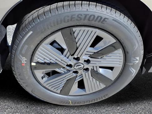 New 2026 Nissan Murano SL image 9