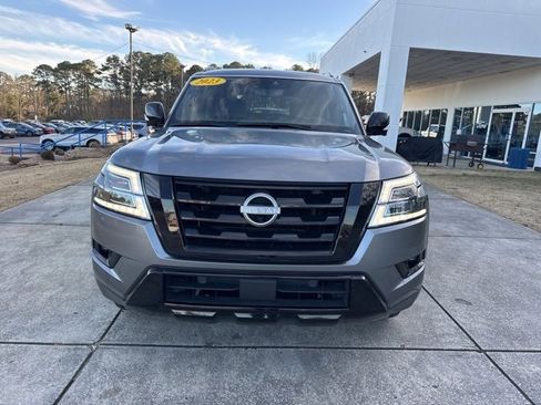 Used 2023 Nissan Armada SL w/ Midnight Edition Package image 2