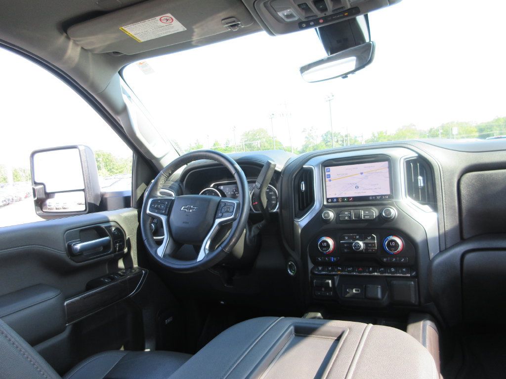Certified 2022 Chevrolet Silverado 2500 LTZ w/ LTZ Plus Package AWD/4WD image 28
