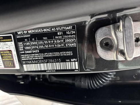 Certified 2025 Mercedes-Benz GLC 300 image 34