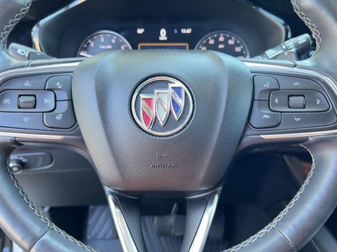 Used 2023 Buick Envision Essence image 18