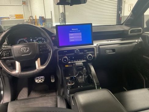 Used 2024 Toyota Tacoma TRD Sport w/ TRD Sport Premium Package AWD/4WD image 17