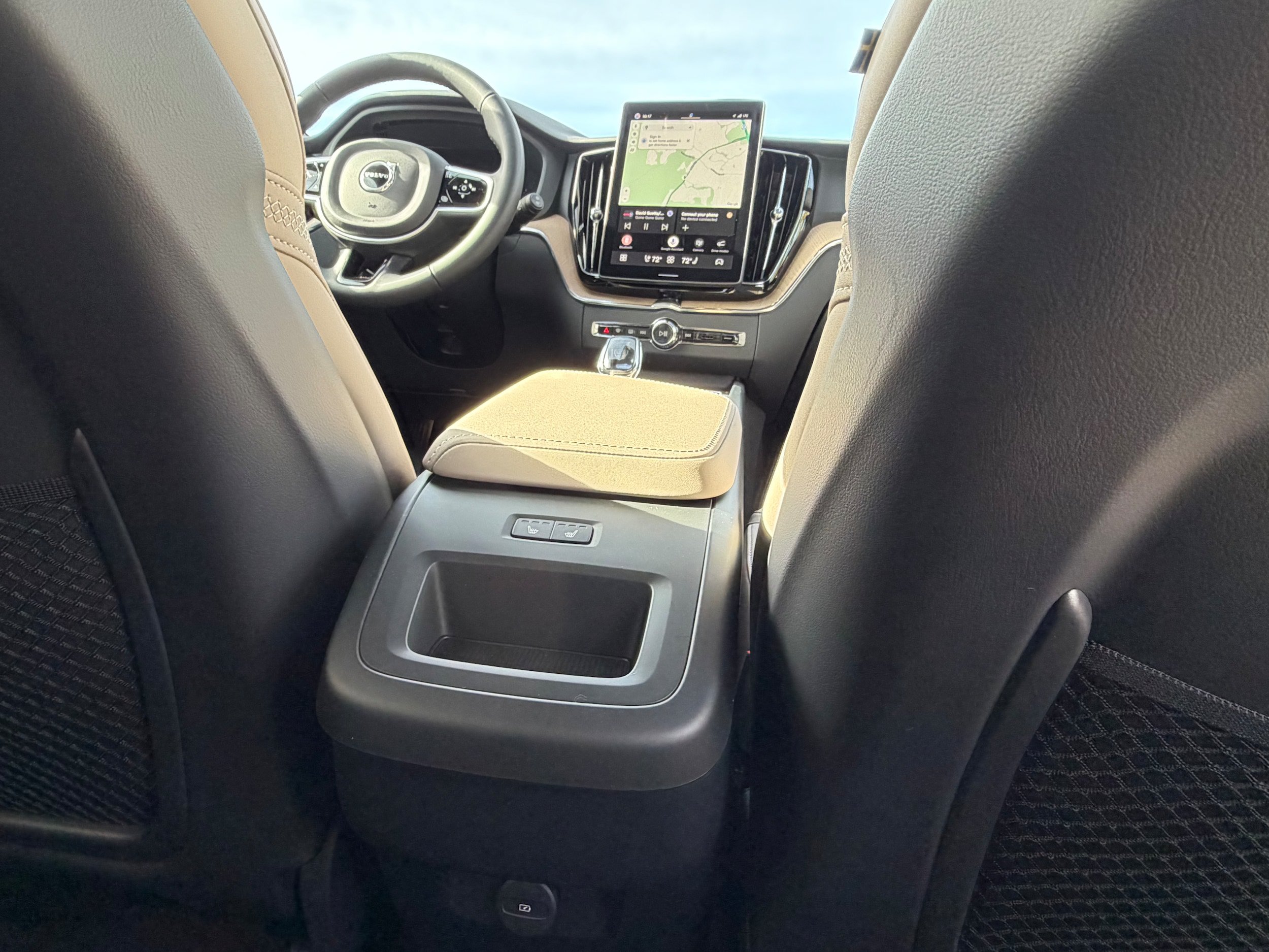 New 2026 Volvo XC60 B5 Plus w/ Protection Package Premier AWD/4WD image 11
