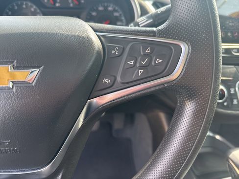 Used 2023 Chevrolet Malibu LT FWD image 23