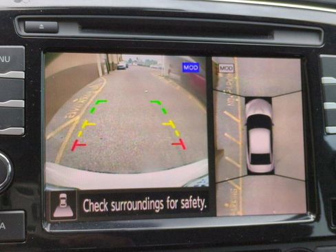 Used 2023 Nissan Maxima SR w/ Sport Mat Group image 19