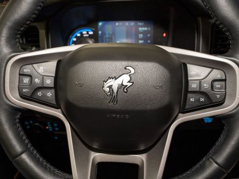 Used 2024 Ford Bronco Badlands image 21