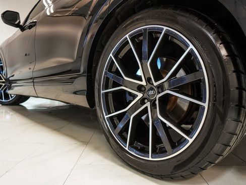 Used 2021 Audi SQ8 Premium Plus w/ SQ8 Black Optic Package image 34