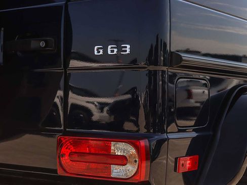 Used 2017 Mercedes-Benz G 63 AMG 4MATIC image 10