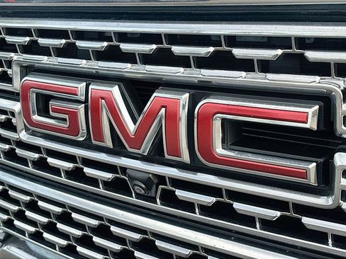 Used 2021 GMC Sierra 1500 Denali w/ Denali Ultimate Package image 33