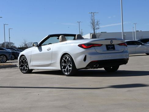 New 2026 BMW 430i Convertible w/ Premium Package image 2