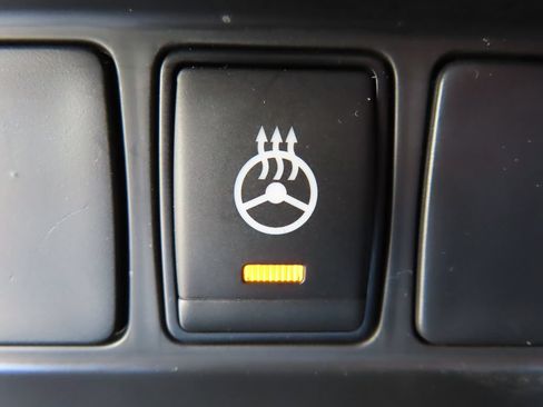 Used 2023 Nissan Maxima SL FWD image 11