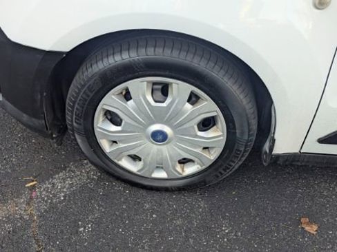 Used 2021 Ford Transit Connect XL image 9