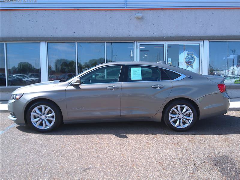 Used 2019 Chevrolet Impala LT FWD image 2