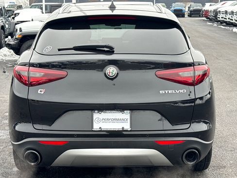 Used 2020 Alfa Romeo Stelvio Sport w/ Cold Weather Package image 4
