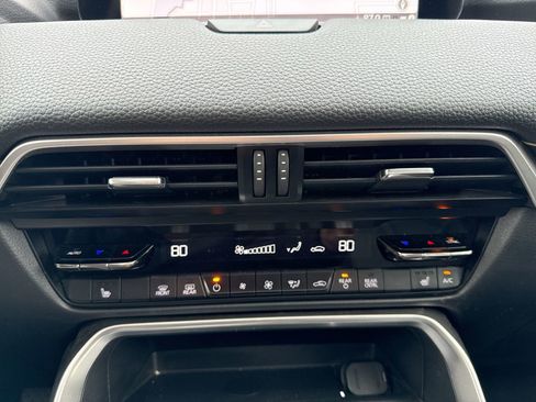 Used 2024 MAZDA CX-90 3.3 Turbo w/ Premium Package image 19