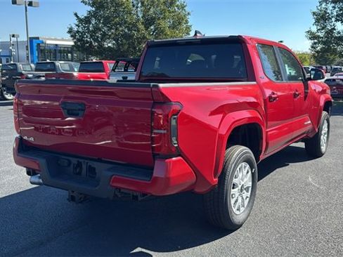 New 2025 Toyota Tacoma SR5 image 5