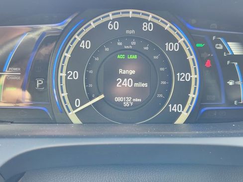 Used 2017 Honda Accord Hybrid Sedan image 11