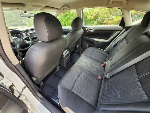 Used 2017 Nissan Sentra SV FWD image 13