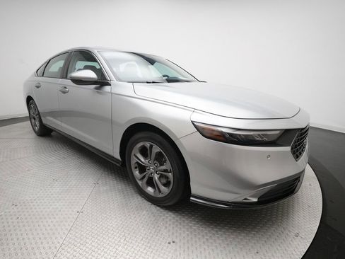 Used 2024 Honda Accord EX-L image 36