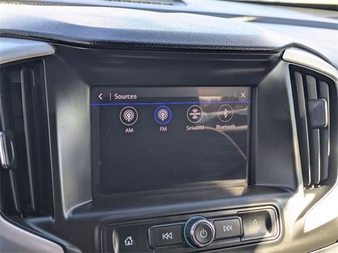 Used 2023 GMC Terrain SLE w/ Driver Convenience Package image 23