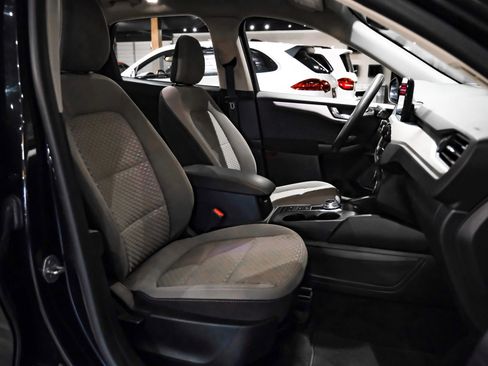 Used 2020 Ford Escape SE AWD/4WD image 33