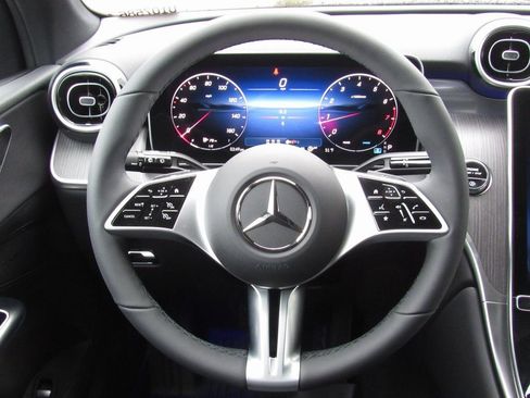 New 2026 Mercedes-Benz GLC 300 4MATIC image 25