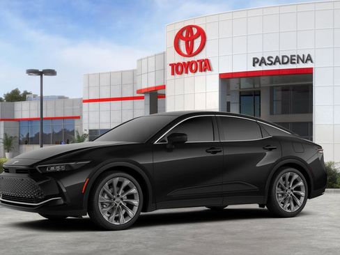 New 2026 Toyota Crown AWD/4WD image 5