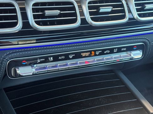 New 2026 Mercedes-Benz Maybach GLS 600 4MATIC image 24